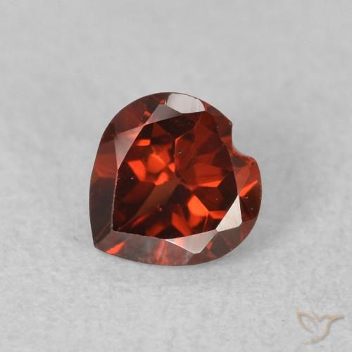 0.64ct Naturel Rouge groseille Grenat pyrope, Cœur, VS