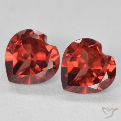 1.24ctw Naturel Rouge intense Grenat pyrope, Cœur, VS