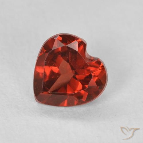 0.61ct Naturel Rouge groseille Grenat pyrope, Cœur, VS