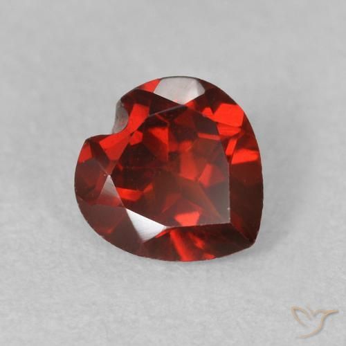 0.59ct Naturel Rouge Sangria Grenat pyrope, Cœur, VVS-VS