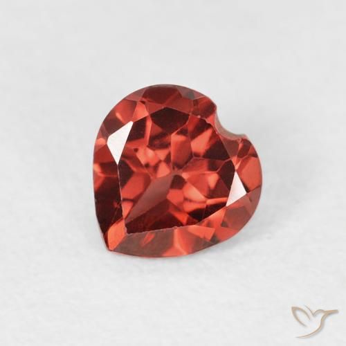 0.56ct Naturel Rouge vif Grenat pyrope, Cœur, VS