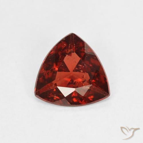 Grenat pyrope Rouge Sangria naturelle Trillion, 0.68 ct, VS-SI