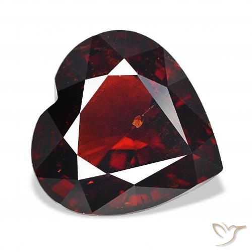 Grenat pyrope Rouge foncé naturelle Cœur, 15.79 ct, VS