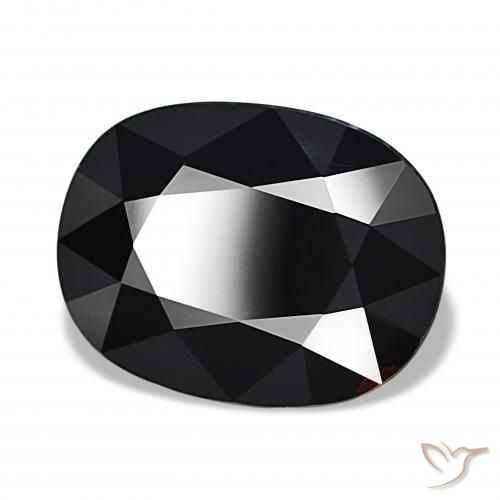 Grenat pyrope Rouge foncé naturelle ovale, 14.20 ct, VVS