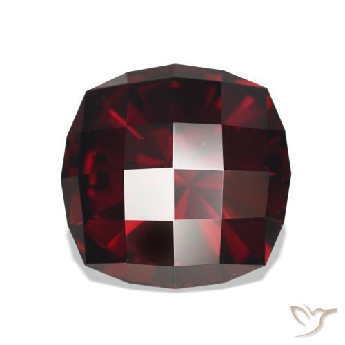 Grenat pyrope Rouge foncé naturelle Coussin, 4.67 ct, VVS