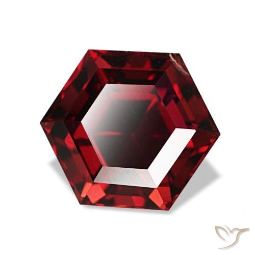 Grenat pyrope rouge naturelle forme fantaisie, 2,14 ct, VS