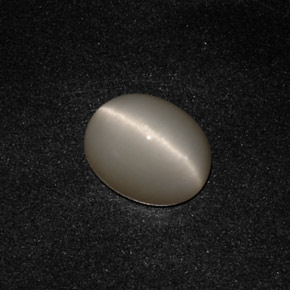 Quartz Œil de Chat Fumée naturelle Coupe ovale, 3.17 ct, Opaque