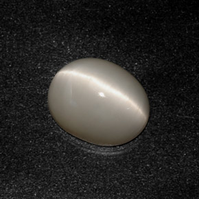 Quartz Œil de Chat Fumée naturelle Coupe ovale, 3.20 ct, Opaque