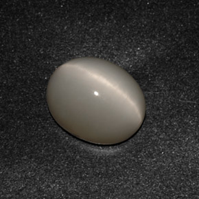 Quartz cat's eye gris naturelle coupe ovale, 3,07 ct, opaque