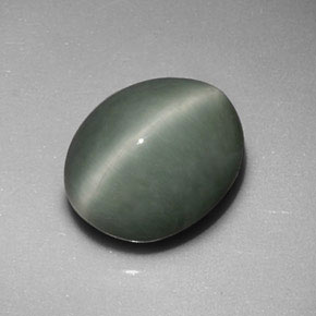 Quartz cat's eye vert naturelle coupe ovale, 6,01 ct, opaque