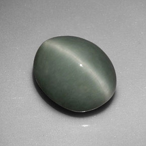 Quartz cat's eye vert naturelle coupe ovale, 6,01 ct, opaque