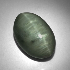 Quartz Œil de Chat Vert naturelle Coupe ovale, 9.28 ct, Opaque