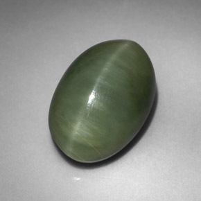 Quartz œil de chat vert naturelle coupe ovale, 4,98 ct, opaque