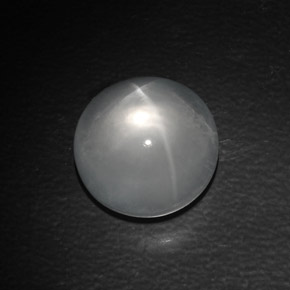 Quartz cat's eye blanc naturelle coupe roude, 10,22 ct, transparent
