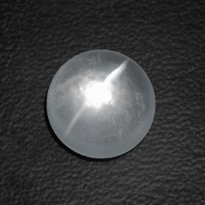 Quartz cat's eye blanc naturelle coupe roude, 8,82 ct, transparent