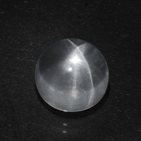 Quartz cat's eye blanc naturelle coupe roude, 6,95 ct, transparent