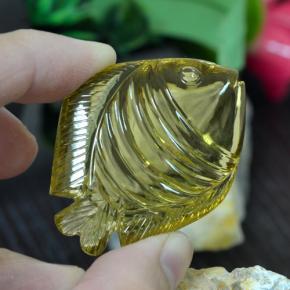 Quartz jaune naturelle forme fantaisie, 105,35 ct, transparent