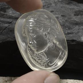Quartz blanc naturelle coupe ovale, 74,59 ct, transparent