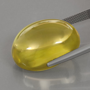 Quartz jaune naturelle coupe ovale, 39,75 ct, transparent