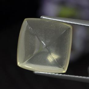 Quartz jaune naturelle coupe coussin, 7,66 ct, transparent