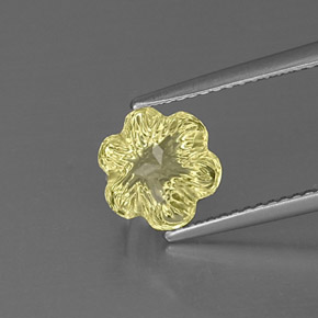Quartz jaune naturelle taille fleur, 2,42 ct, transparent