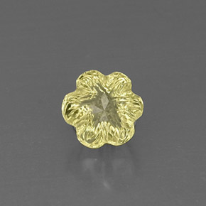 Quartz jaune naturelle taille fleur, 2,42 ct, transparent