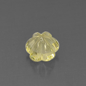 Quartz jaune naturelle taille fleur, 2,42 ct, transparent
