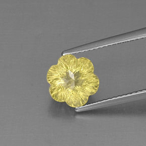 Quartz jaune naturelle taille fleur, 2,52 ct, transparent