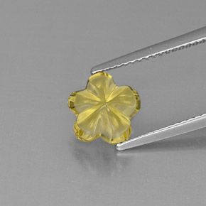 Quartz jaune naturelle taille fleur, 2,49 ct, transparent