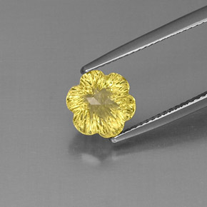 Quartz jaune naturelle taille fleur, 2,67 ct, transparent