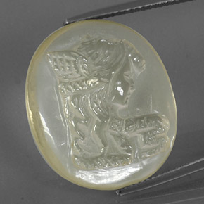 Quartz jaune naturelle forme fantaisie, 23,82 ct, transparent