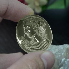 Quartz Jaune clair naturelle Coupe ovale, 30.49 ct, Transparent