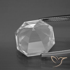 Quartz Blanc clair naturelle Octogone / coupe Émeraude, 13.33 ct, VVS-VS