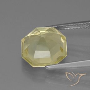 Quartz Jaune pâle naturelle Octogone / coupe Émeraude, 5.28 ct, VVS-VS