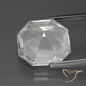 Quartz Blanc clair naturelle Octogone / coupe Émeraude, 12.10 ct, VVS