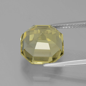 Quartz jaune naturelle taille émeraude, 7,70 ct, VS