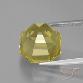 Quartz Jaune clair naturelle Octogone / coupe Émeraude, 11.39 ct, VVS-VS
