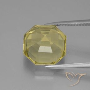 Quartz Jaune clair naturelle Octogone / coupe Émeraude, 8.16 ct, VVS