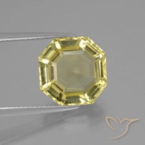 Quartz Jaune clair naturelle Octogone / coupe Émeraude, 6.81 ct, VVS-VS