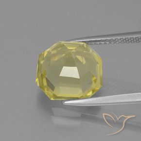 Quartz Jaune pâle naturelle Octogone / coupe Émeraude, 5.51 ct, VVS