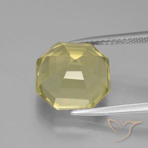 Quartz Jaune clair naturelle Octogone / coupe Émeraude, 5.54 ct, VVS-VS