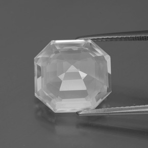 Quartz Blanc naturelle Taille émeraude, 8.35 ct, VVS