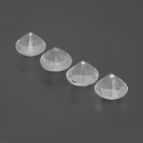 Achetez naturel ct Blanc Quartz gems, Coupe roude, En provenance Brésil chez GemSelect. En stock, livraison internationale!