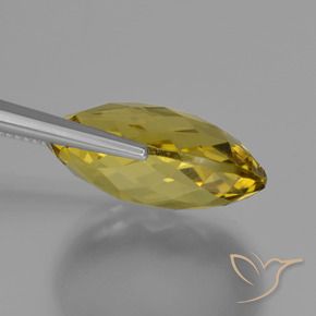 Quartz Jaune foncé naturelle ovale, 16.80 ct, VVS-VS