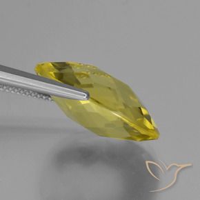 Quartz Jaune clair naturelle ovale, 14.16 ct, VS