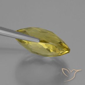 Quartz Jaune clair naturelle ovale, 15.41 ct, VS