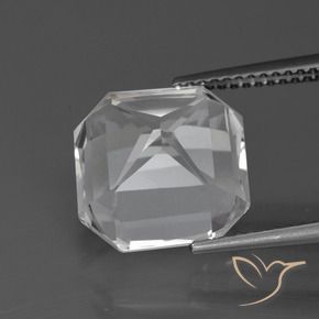 Quartz Blanc clair naturelle Octogone / coupe Émeraude, 8.02 ct, VVS-VS