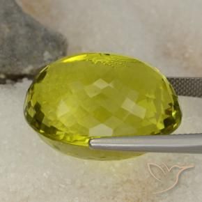 Quartz Jaune verdâtre naturelle ovale, 52.58 ct, VVS
