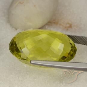 Quartz Jaune verdâtre naturelle ovale, 41.13 ct, VVS