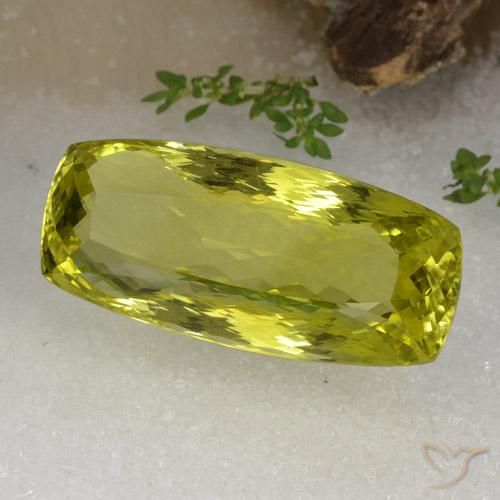 Quartz Jaune moyen naturelle Fantaisie, 75.18 ct, VVS